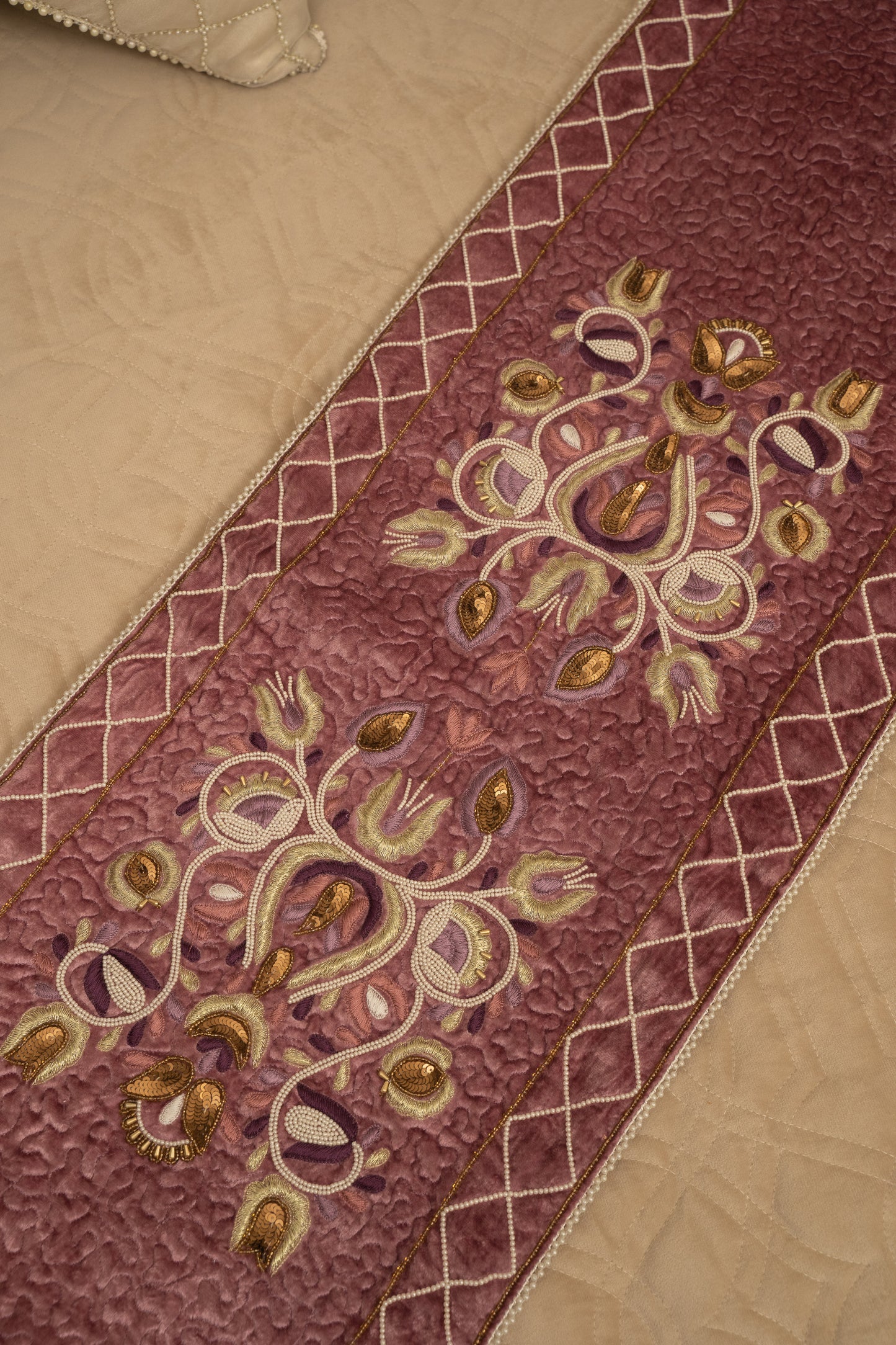 Ivory and Wine Pearl Bed Cover