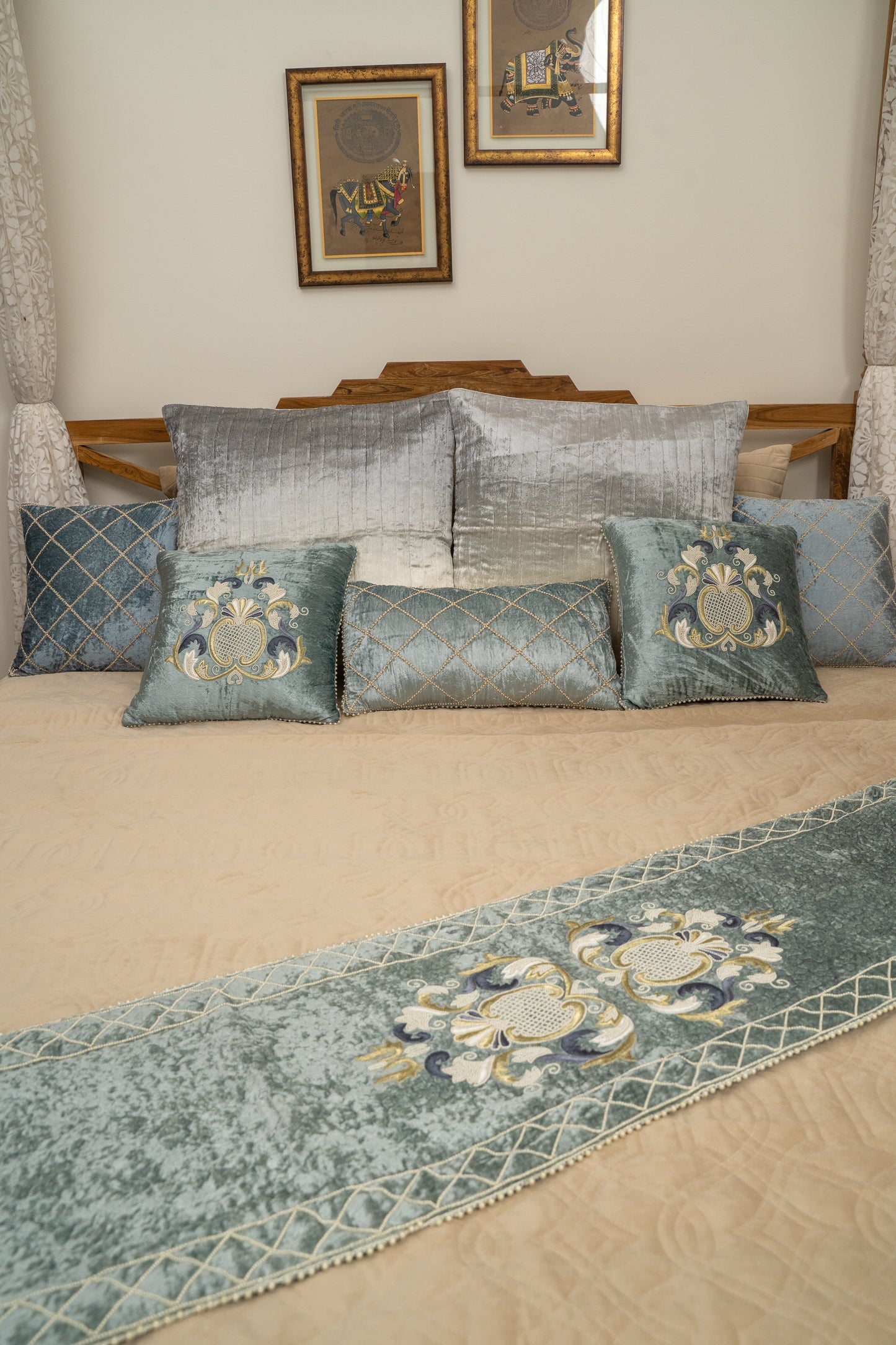 Cot Velvet Quilted Bed Cover