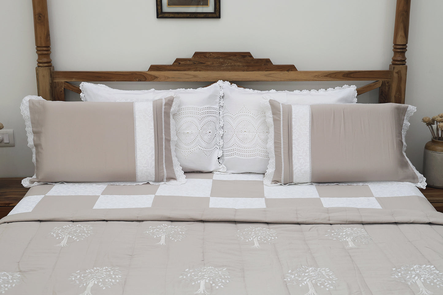 Chikankari duvet set