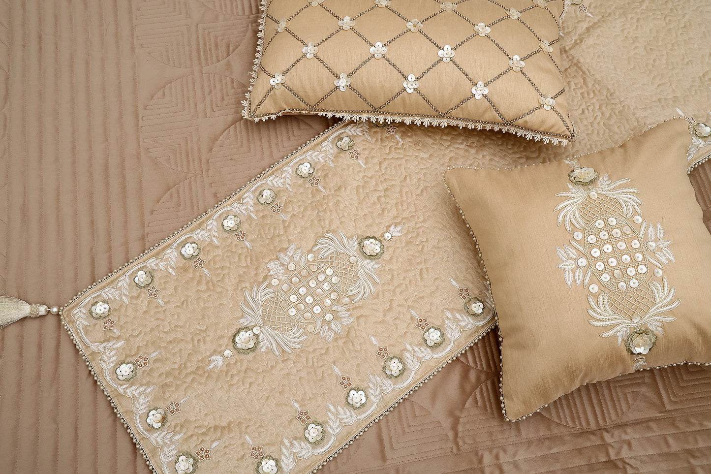 Mother of Pearl Bedcover and Runner Set