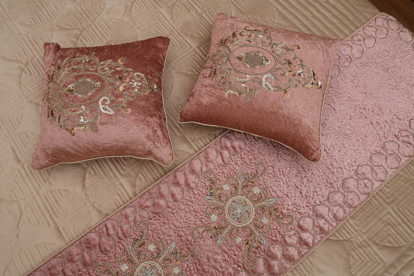 Cotvelvet Bedcover with Zardozi Runner Set