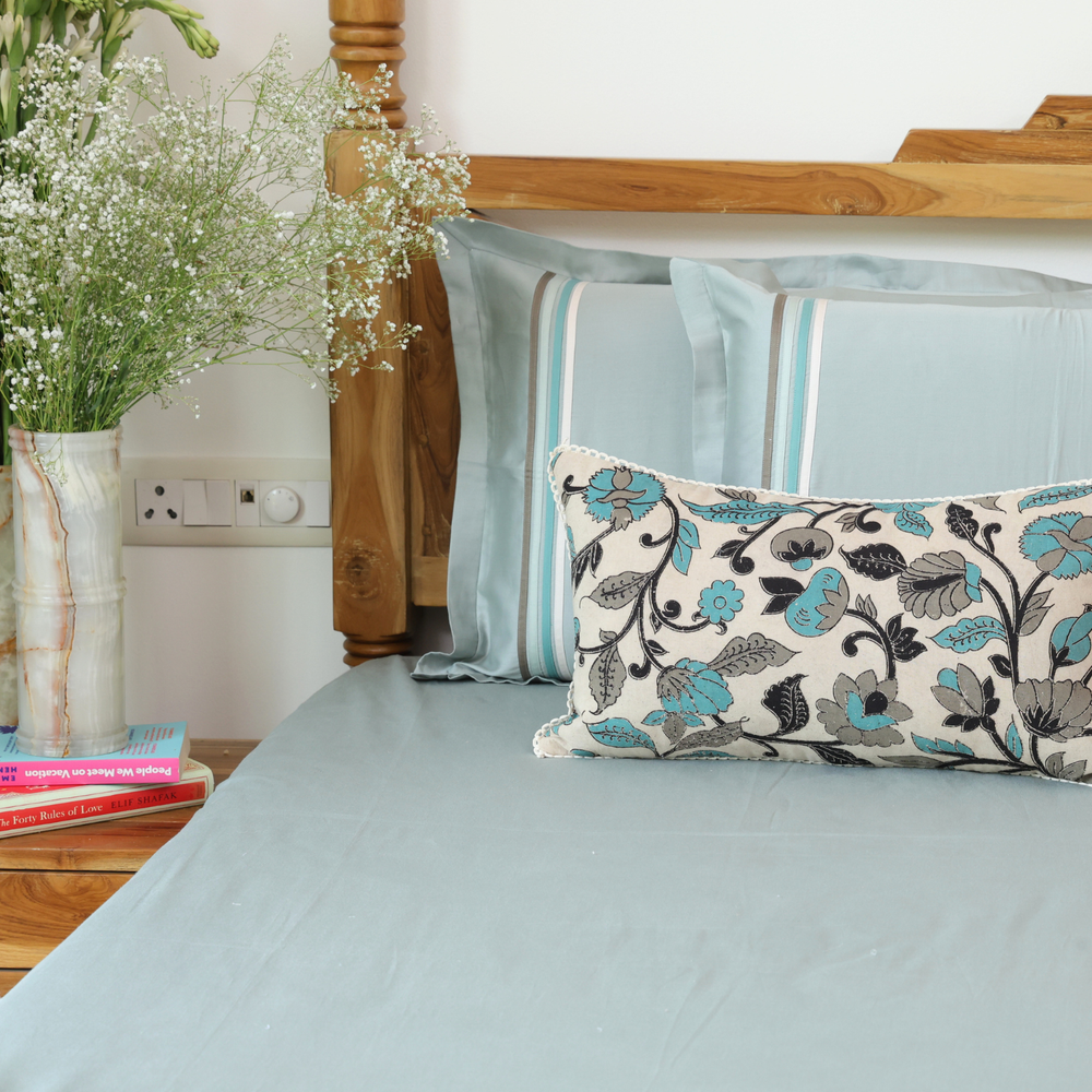 Kalamkari Pinstripe Bedsheet Set