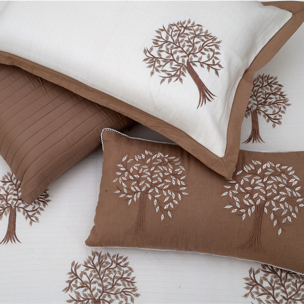 Ivory Tree Bedspread Set