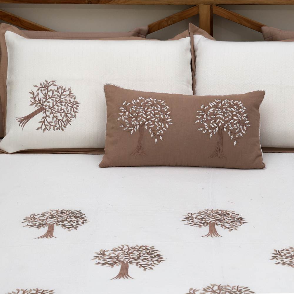 Ivory Tree Bedspread Set