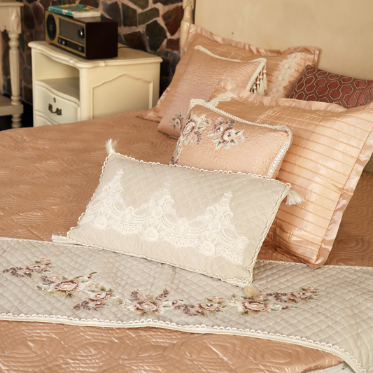 Pearl Garden Runner