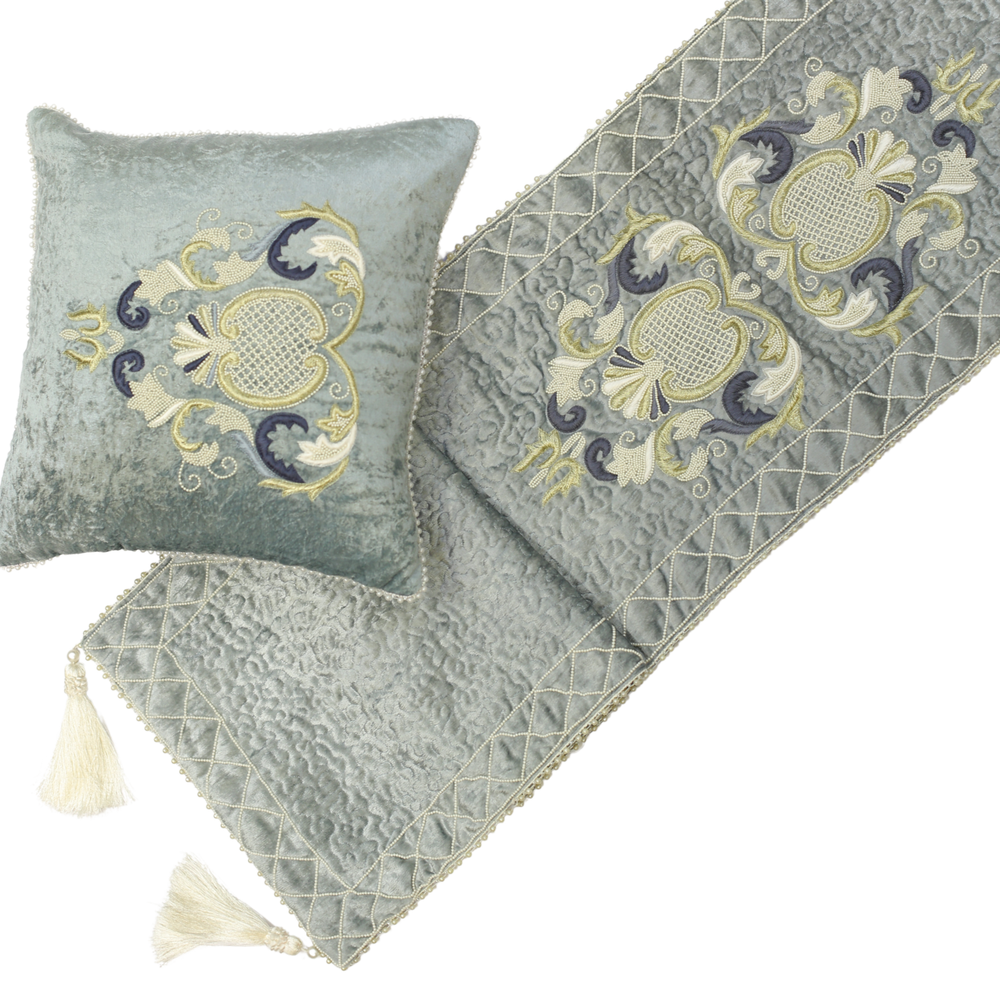 Pearl Heirloom Runner