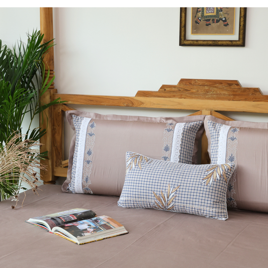 Lace & Leaf Bedsheet Set