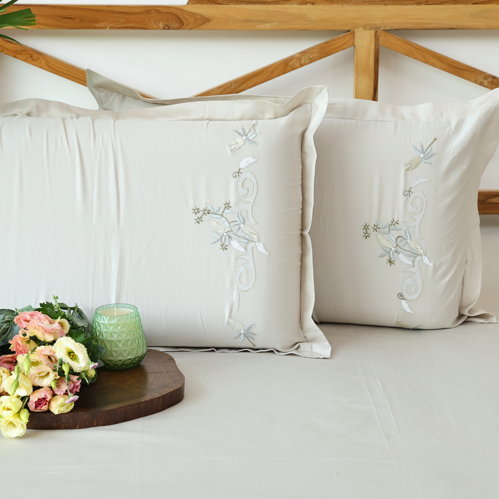 Bloom Season Bedsheet