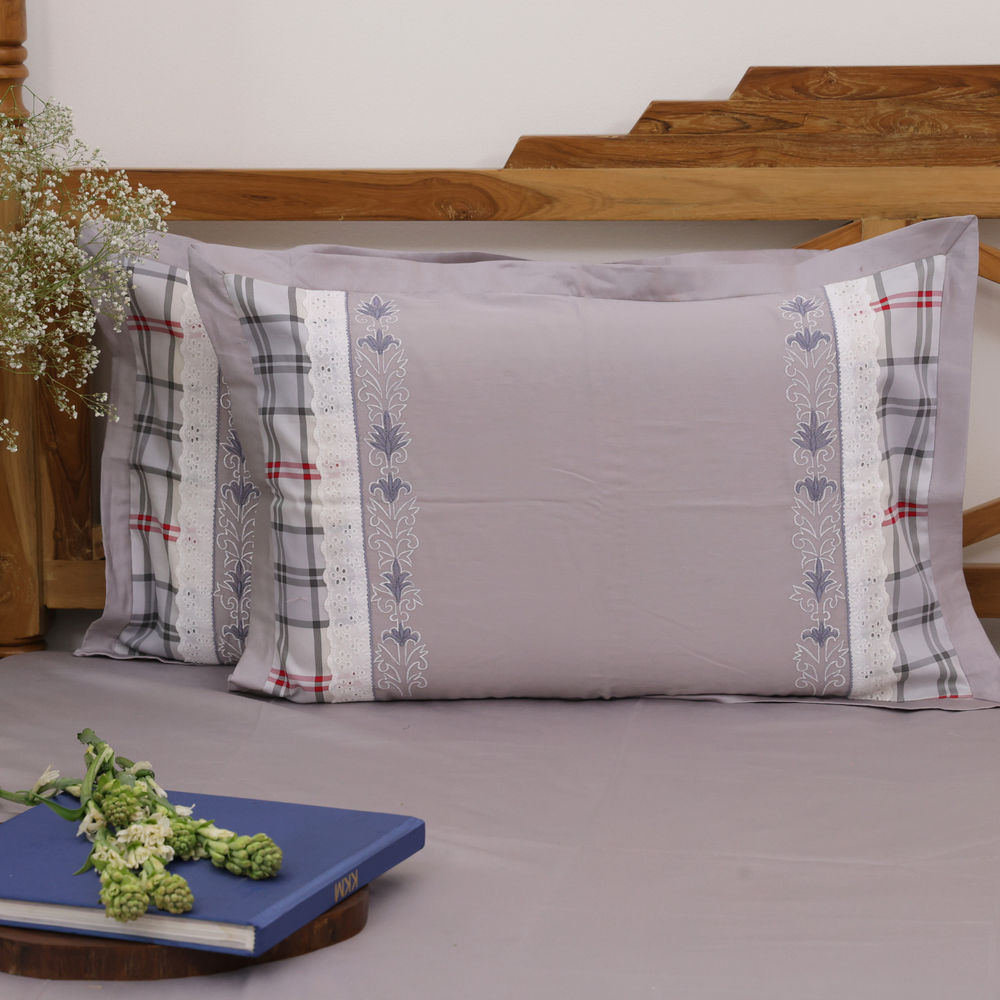 Leaf & Lace Bedsheet
