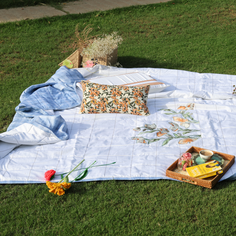 Petal & Plaid Comforter Set (Light AC)