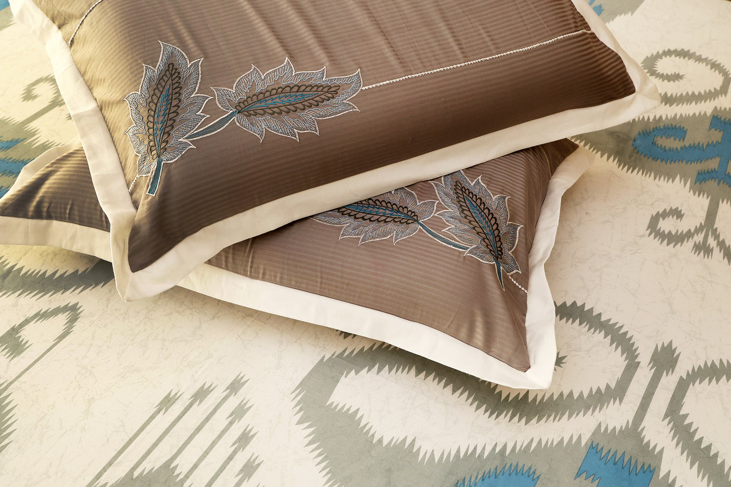 Grey and Blue Ikkat Print Bedsheet