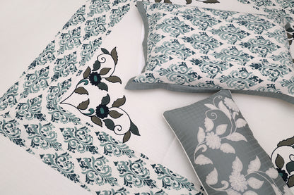 Ivory and Turqoise Jaquard Bedsheet