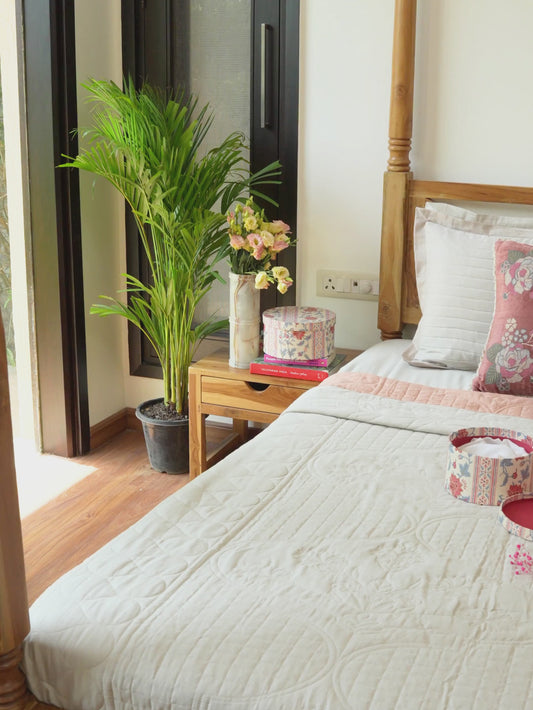 Soft Pearl Cotton Bedspread
