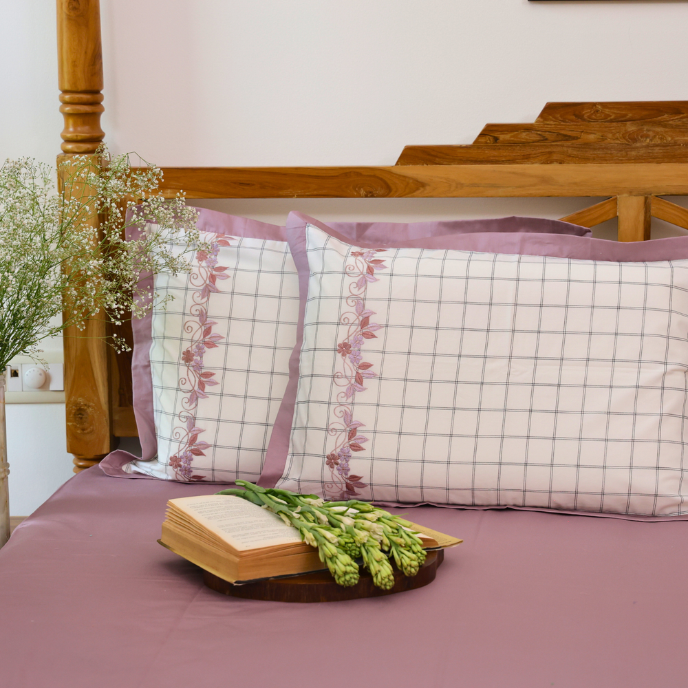 Floral Grid Bedsheet