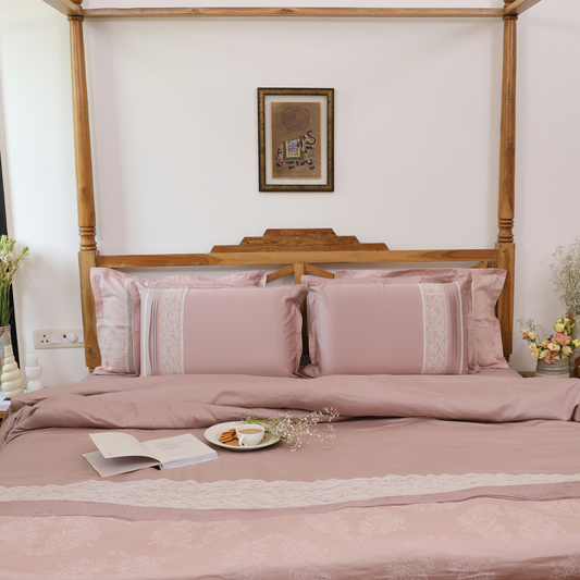 Ornate Comforter Set (Light AC)